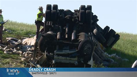 LIVE: 2 dead after crash on SH 71